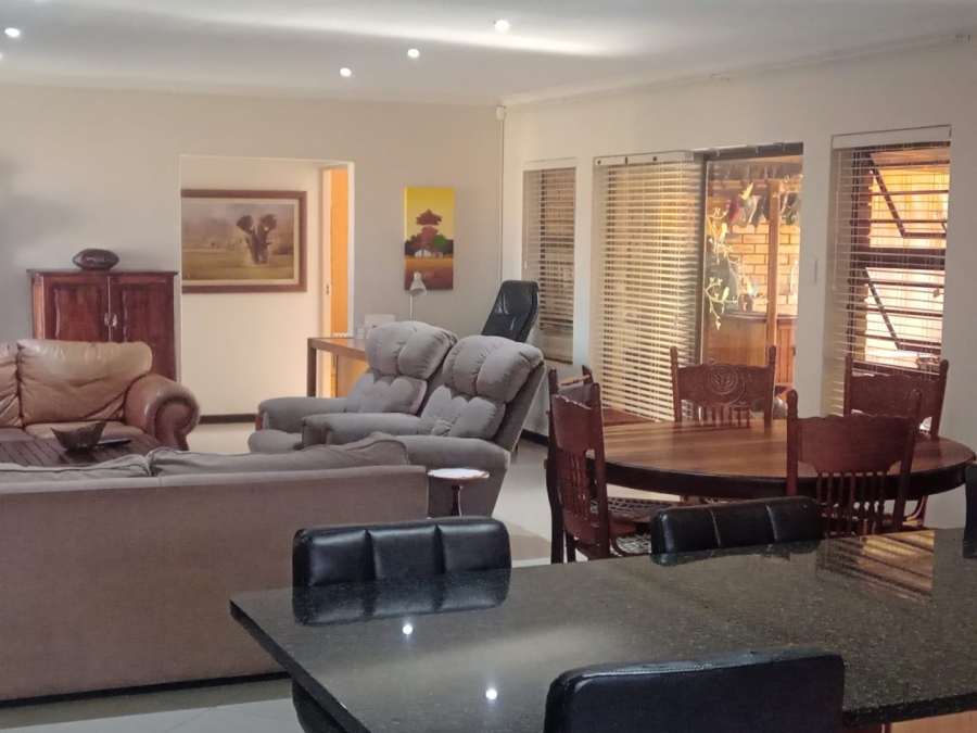3 Bedroom Property for Sale in Noorsekloof Eastern Cape